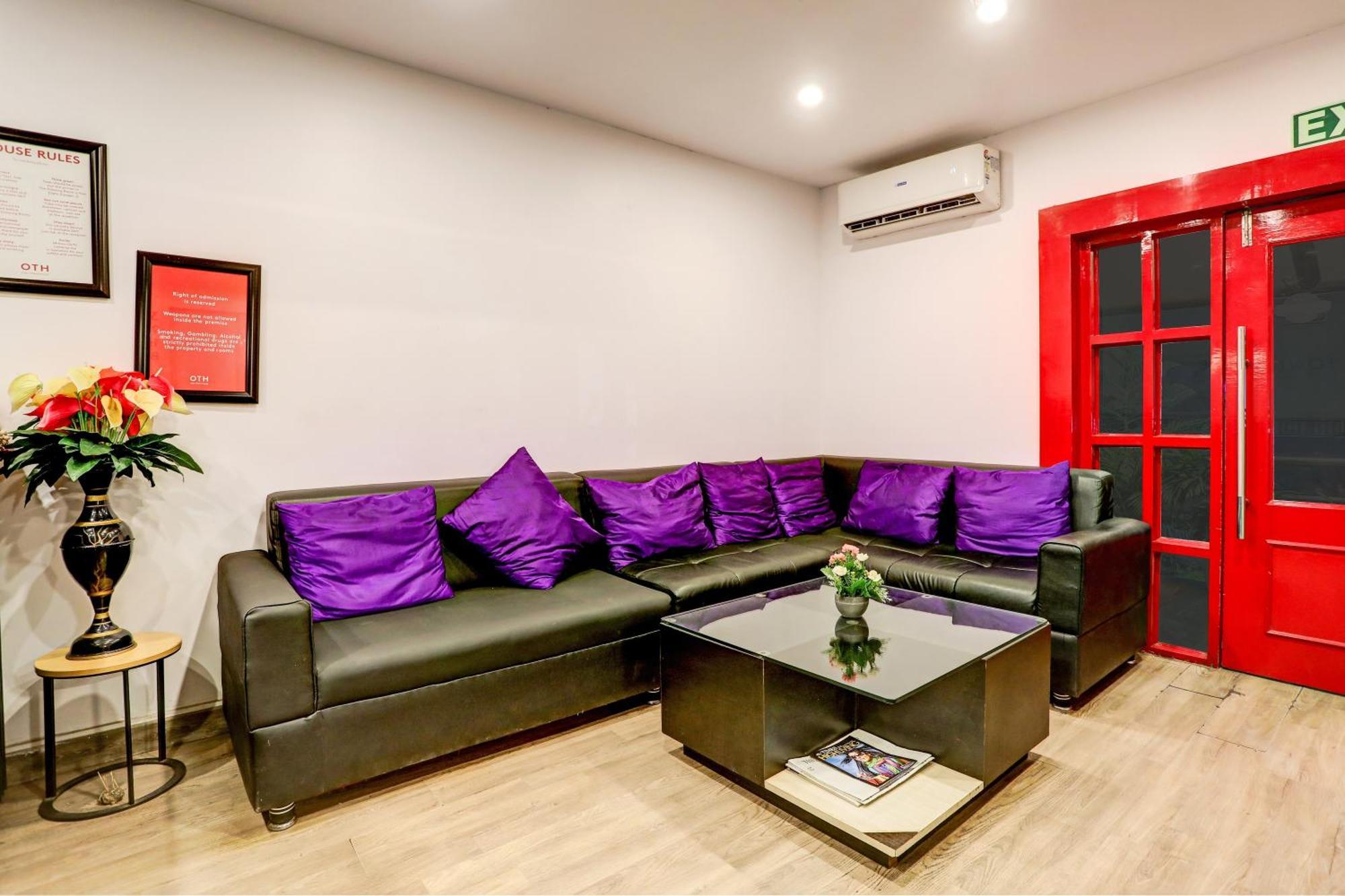 Super Townhouse Swain Heritage Bhubaneswar Bagian luar foto